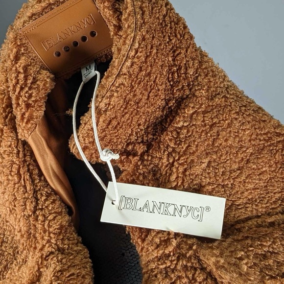 NWT ⭐️ host pick ⭐️  [BLANKNYC] WINTER FAUX SHEARLING SHIRT JACKET - M - Picture 3 of 8